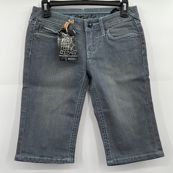 NWT Stitch’s Blue Denim Bermuda Short The Seminole Black Label Denim Sz 24 - Picture 1 of 8